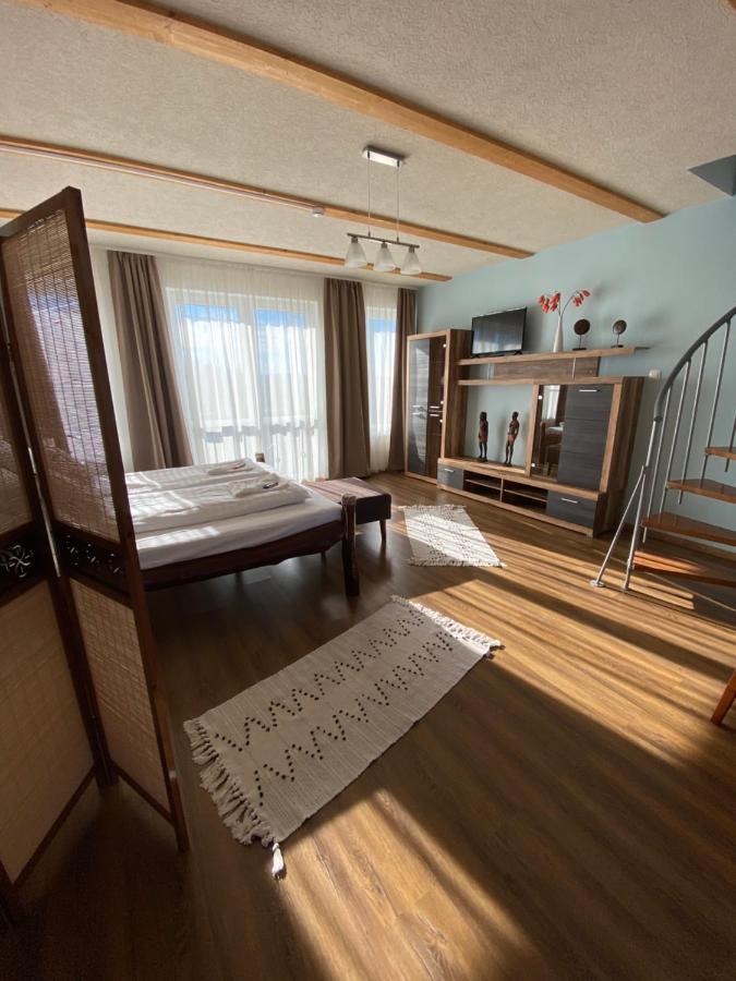 Platan Apartmanhaz บาลาตองโยรอค ภายนอก รูปภาพ