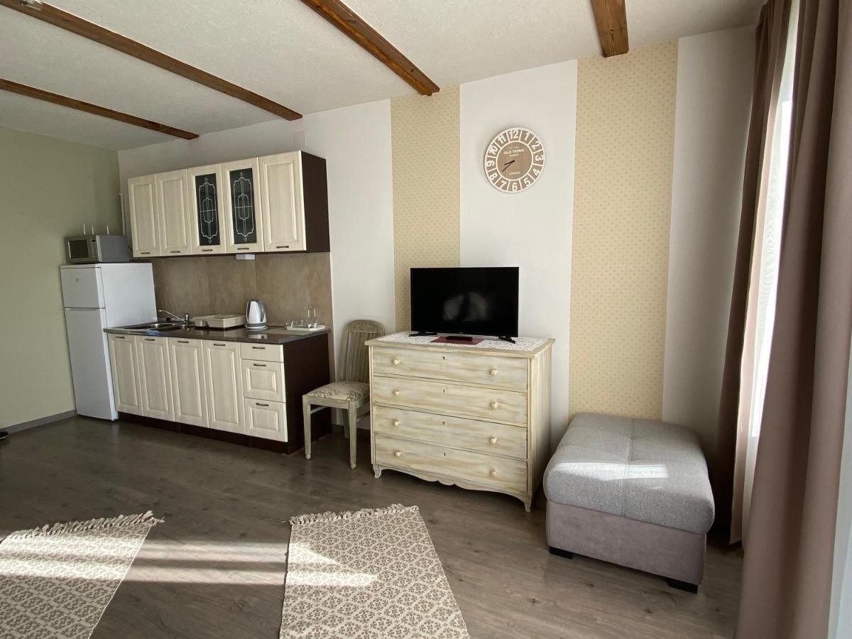 Platan Apartmanhaz บาลาตองโยรอค ภายนอก รูปภาพ