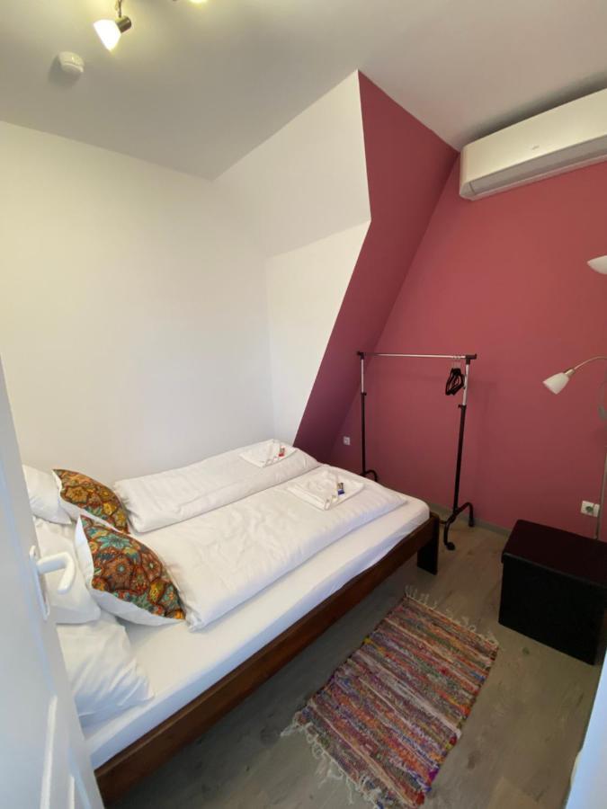 Platan Apartmanhaz บาลาตองโยรอค ภายนอก รูปภาพ